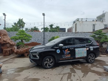 VIỆT TRUNG KÍNH MỜI QUÝ KHÁCH HÀNG TẢI ỨNG DỤNG ĐẶT XE - VT CAR TRÊN CỬA HÀNG Play